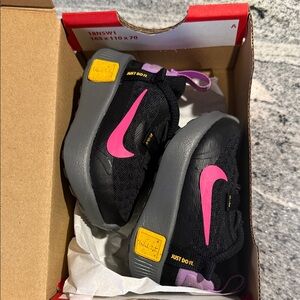 Nike Reposto TD Black and Pink Kids' Shoes